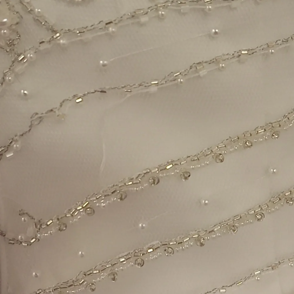 Emerald Bridal Size 8 Wedding Gown - Picture 9 of 15